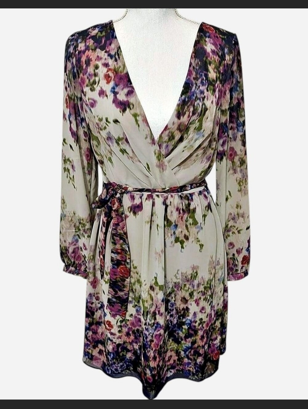 Jessica Simpson Floral Print V-Neck Chiffon Dress in White and Purple